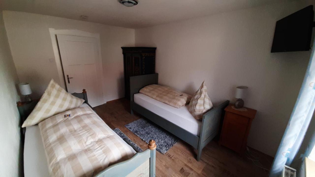 Apartmenthaus "Zum Birnbaum" Rosstal Kültér fotó
