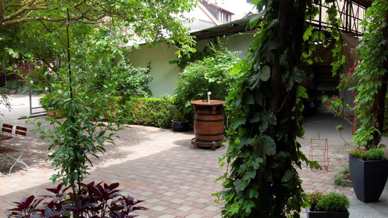 Apartmenthaus "Zum Birnbaum" Rosstal Kültér fotó