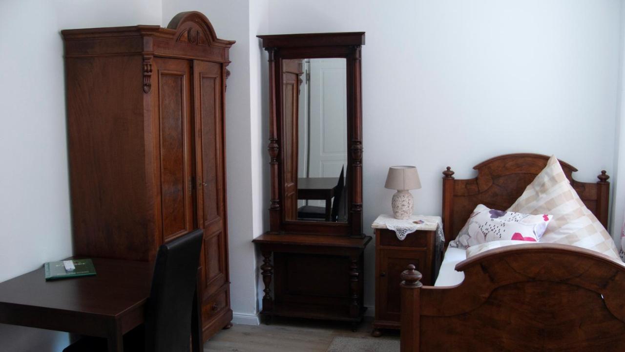 Apartmenthaus "Zum Birnbaum" Rosstal Kültér fotó